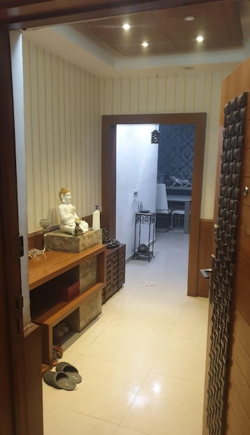 Bedroom in 1 RK Apartment at Aims Golf City, Sector 75 – for Rent