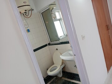 Bathroom in 2 BHK Apartment at DLF Regency Park I, Dlf Phase iv – for Rent