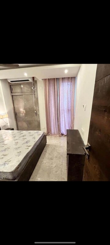 Team Area in 3 BHK Apartment at Mahindra Aura, Sector 110a – for Rent