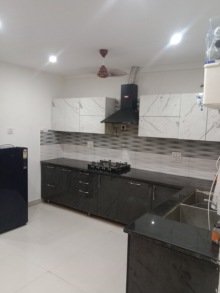 Kitchen, dhakoli 3 Bedroom 1350 Sq.Ft. Apartment In Dhakoli Zirakpur 8963815