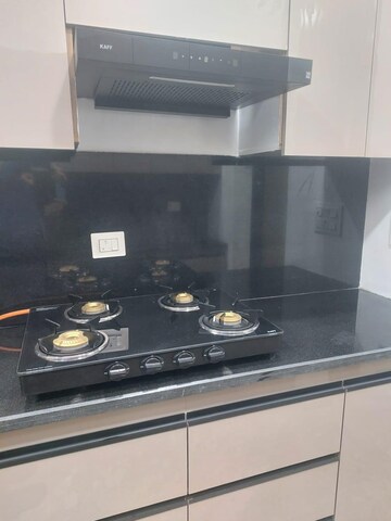 Kitchen in 3 BHK Builder Floor at Dlf Phase ii – for Rent