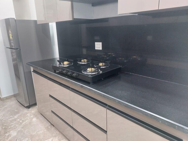 Kitchen, dlf phase ii 3 Bedroom 270 Sq.Ft. Builder Floor In Dlf Phase ii Gurgaon 8963823