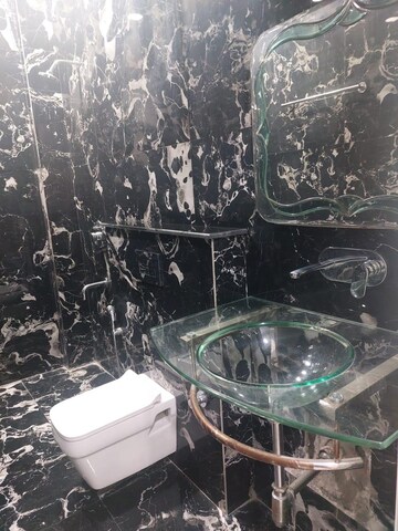 Bathroom in 3 BHK Builder Floor at Dlf Phase ii – for Rent