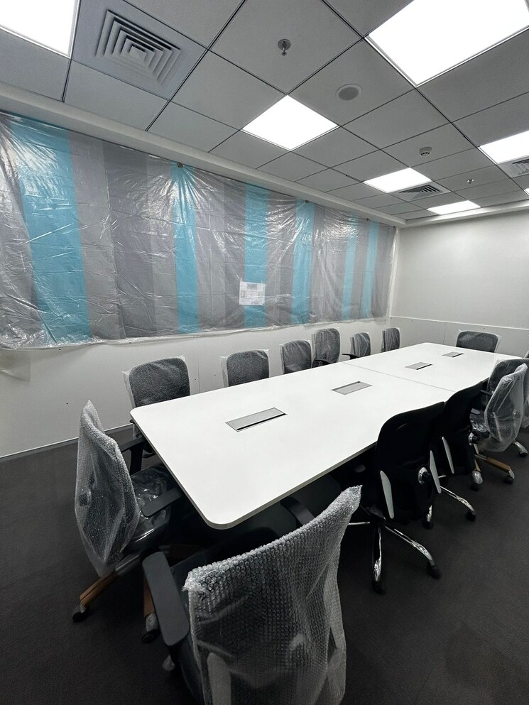 Team Area, vijay nagar Commercial Office Space 2200 Sq.Ft. In Vijay Nagar Indore 8963630