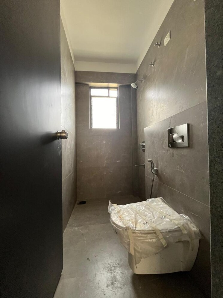 Bathroom, roshan-milestone 2 Bedroom 675 Sq.Ft. Apartment In Tathawade Pune 8963862