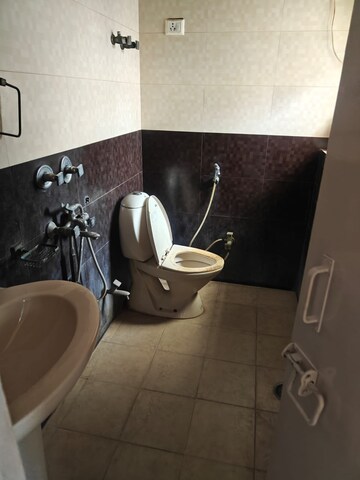 Attached Bathroom in 3 BHK Apartment at Ip Extension – for Rent