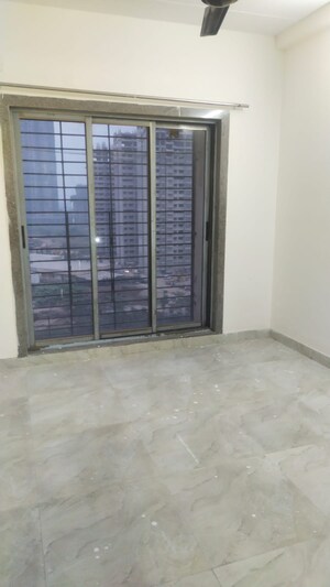 Room in 3 BHK Apartment at Valley Shilp, Kharghar Sector 36 – for Sale