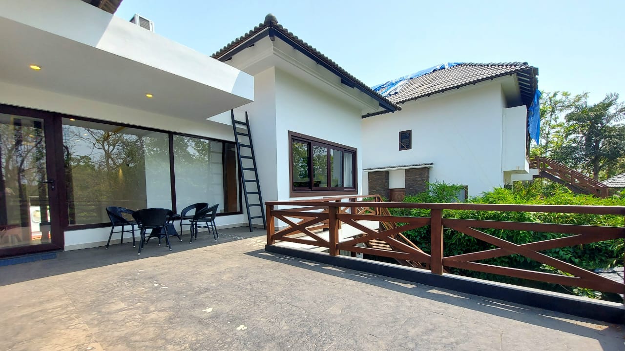 4 BHK + Servant Room Villa For Sale in Moira