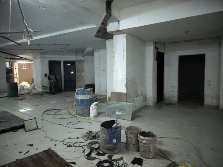  Parking, bharat-skyvistas Commercial Warehouse 15000 Sq.Yd. In Andheri West Mumbai 8964139