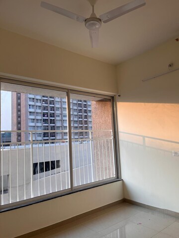 Room in 1 BHK Apartment at Kolte Patil Life Republic, Hinjewadi – for Rent