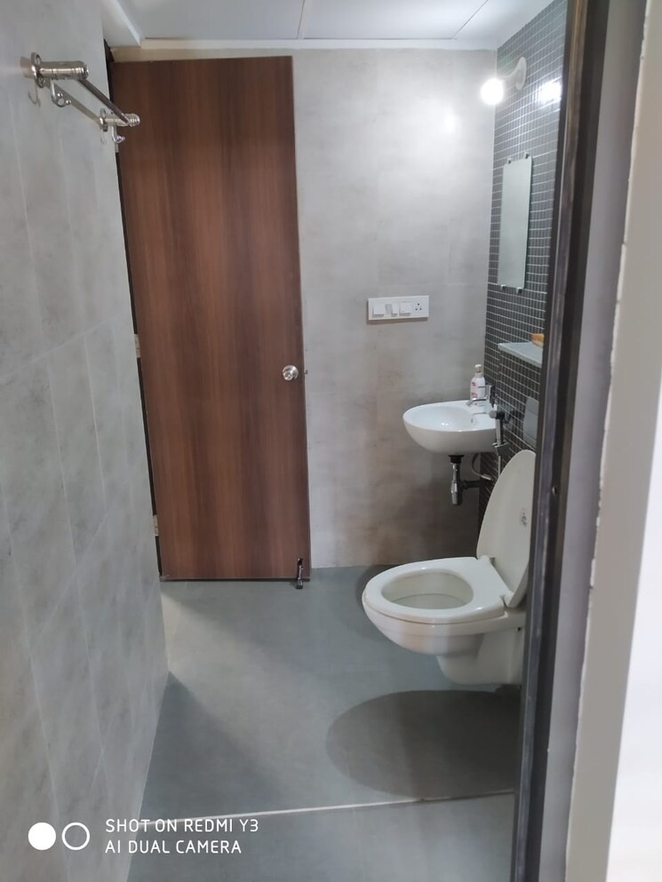 Bathroom, lodha-palava-downtown-dombivli-east 1 Bedroom 443 Sq.Ft. Apartment In Dombivli East Thane 8964098