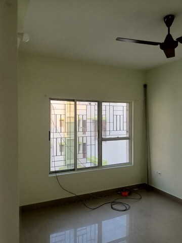 Room in 2 BHK Apartment at Sugam Sabuj, Narendrapur – for Sale