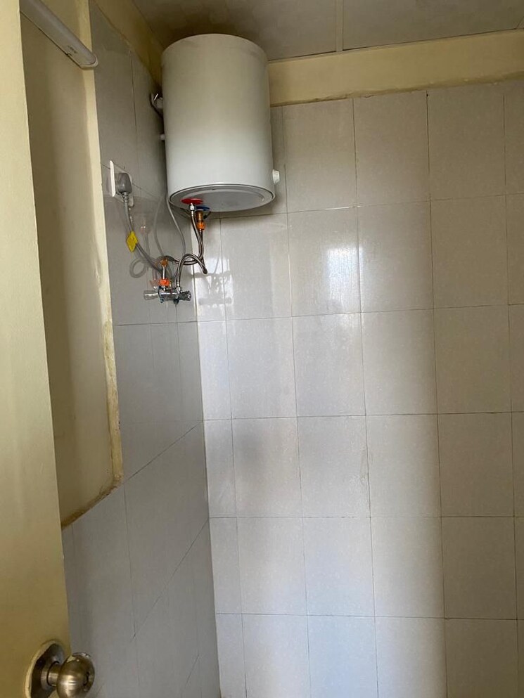 Bathroom, pyramid-urban-homes 2 Bedroom 625 Sq.Ft. Apartment In Sector 70a Gurgaon 8964202