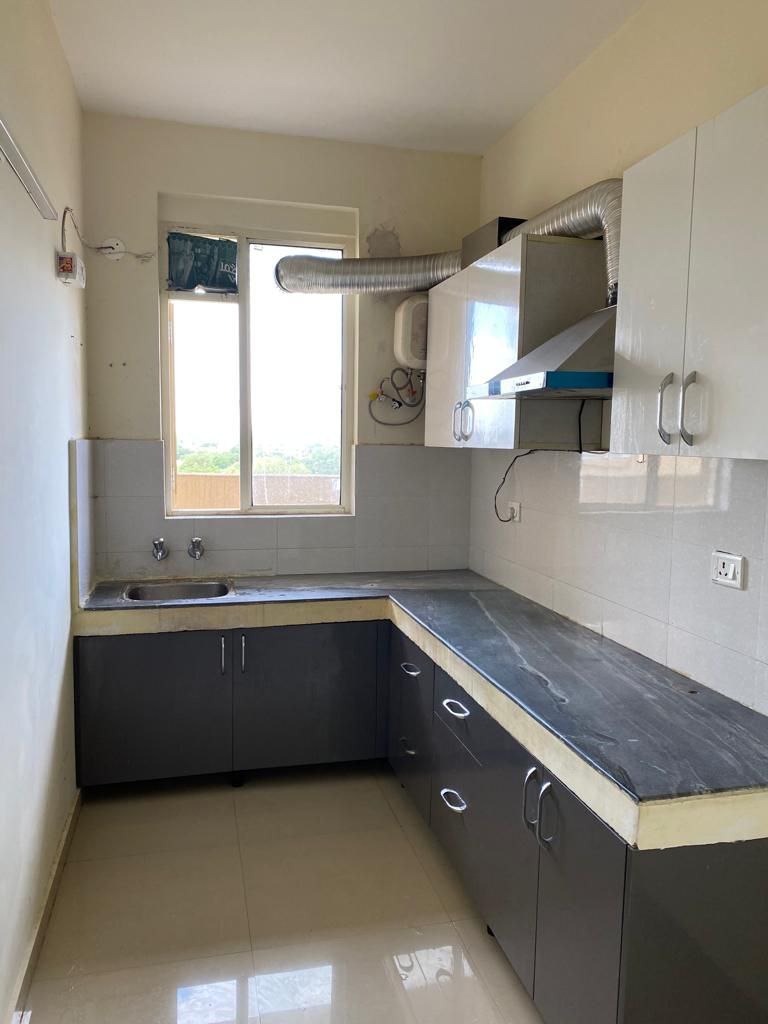 2 BHK + Extra Room Apartment For Rent in Pyramid Urban Homes