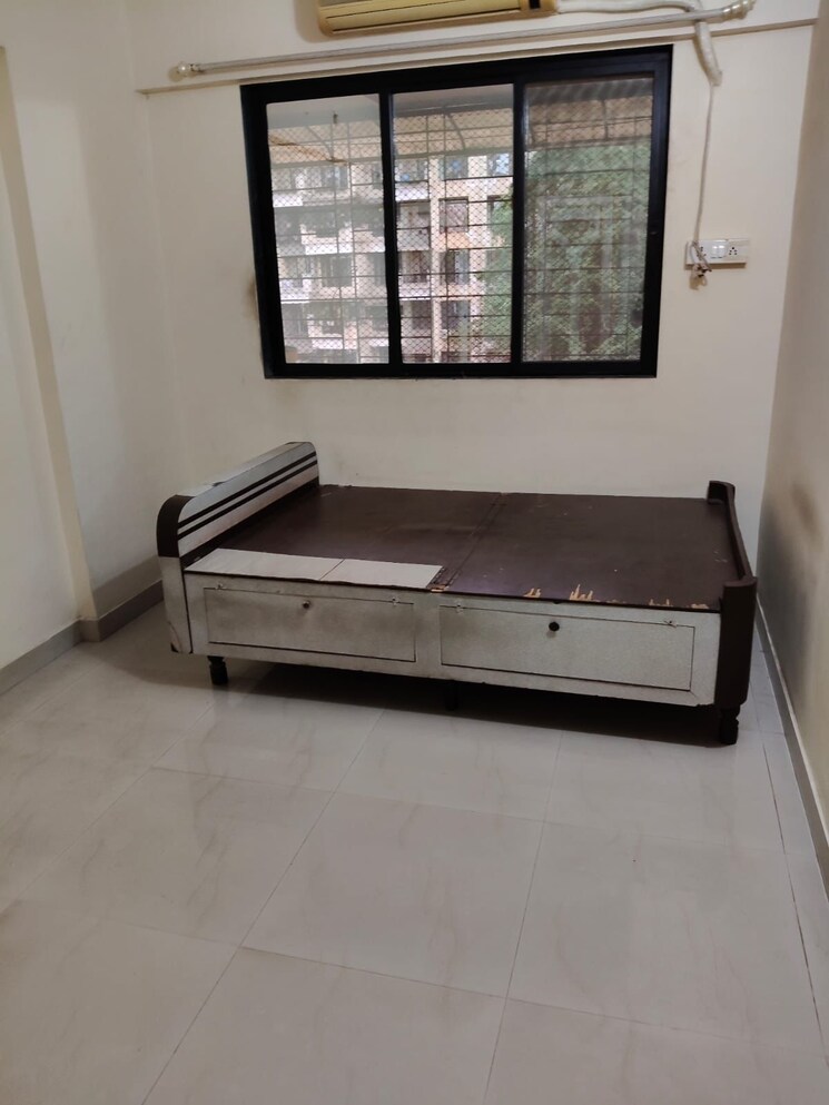 Bedroom, wilson-building 1 Bedroom 350 Sq.Ft. Apartment In Dadar East Mumbai 8964265