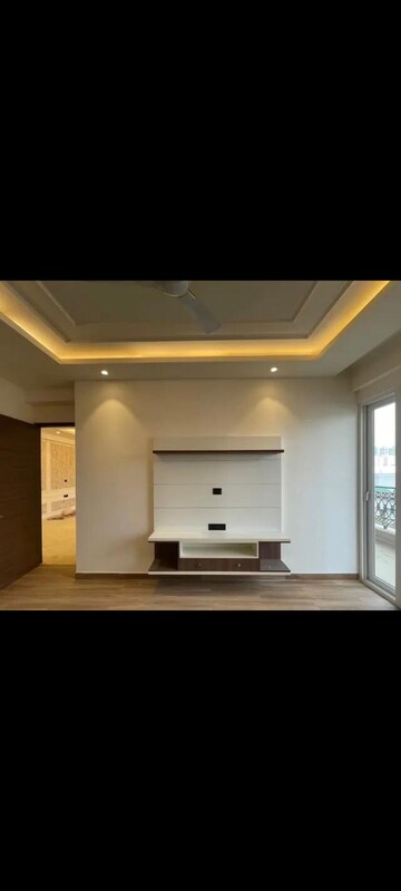 Building Lobby in 3 BHK Apartment at Sobha City Gurgaon, Sector 108 – for Rent