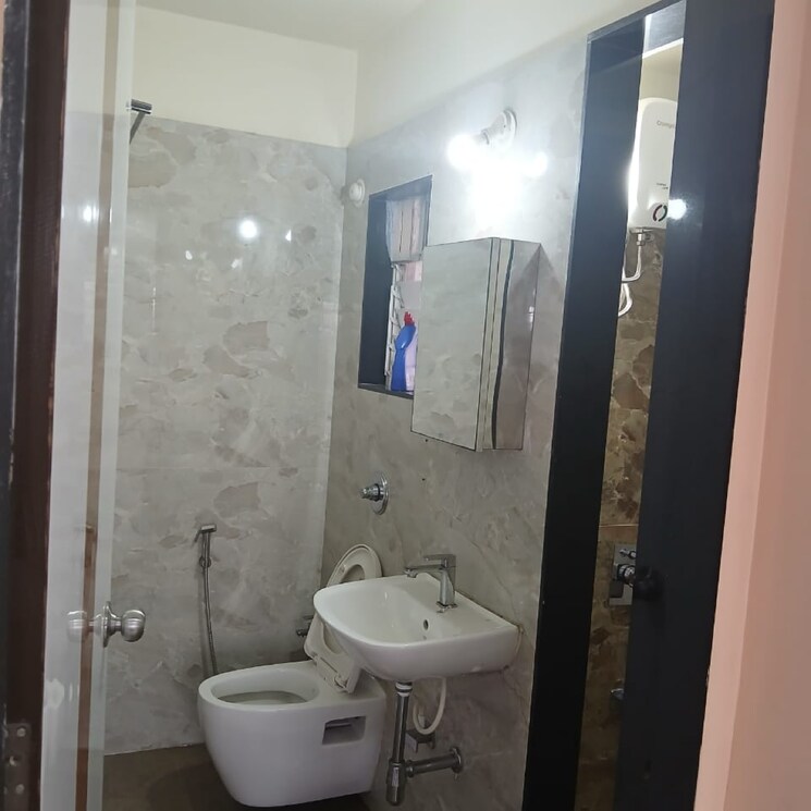 Bathroom, shree-samarth-heights 3 Bedroom 1425 Sq.Ft. Apartment In Ghansoli Sector 15 Navi Mumbai 8964292