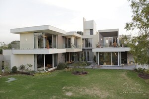 6+ BHK Villa For Sale in Sindhu Bhavan Road