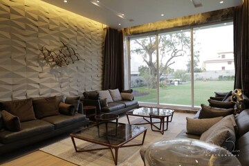 Gym in 6+ BHK Villa at Sindhu Bhavan Road – for Sale
