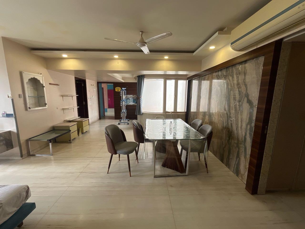 2 BHK + Pooja Room,Servant Room Apartment For Rent in Cosmos Majestic