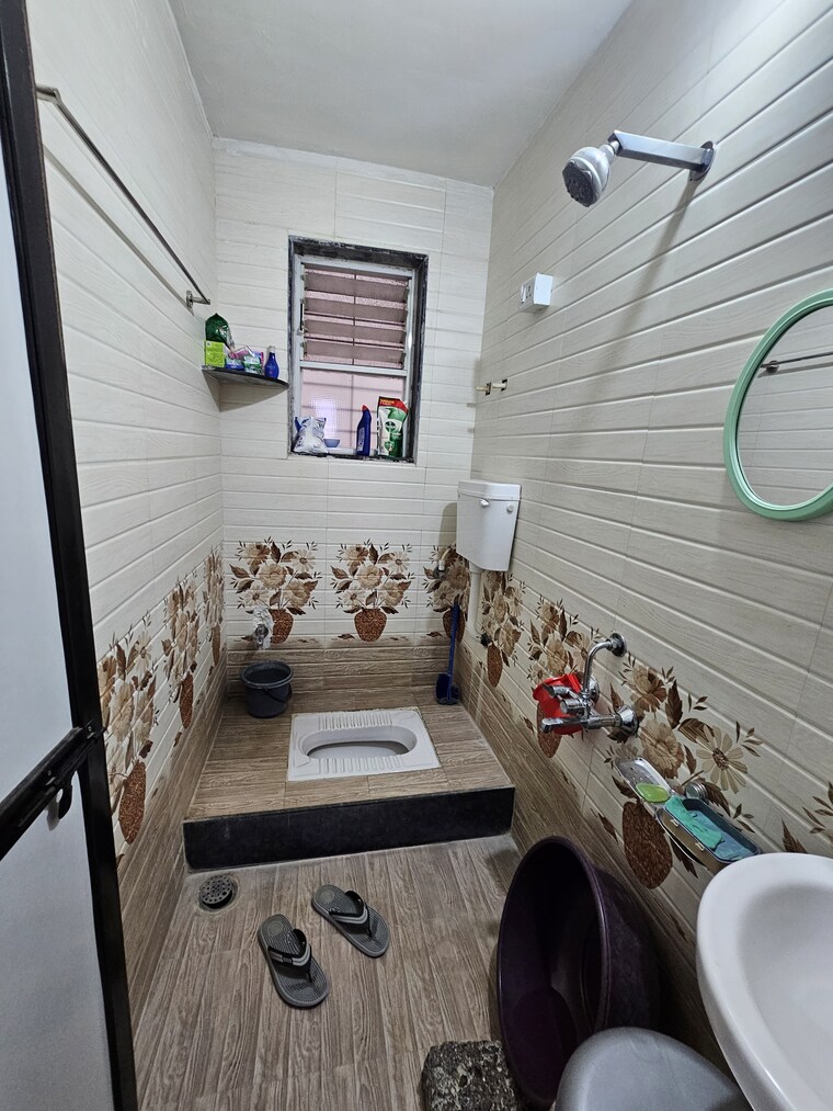 Bathroom, nasik road 2.5 Bedroom 830 Sq.Ft. Apartment In Nasik Road Nashik 8964422