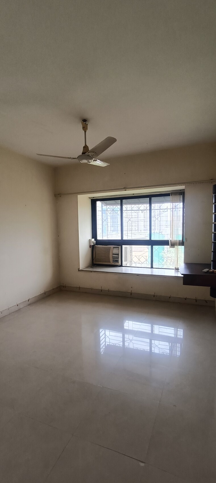 Room, lokhandwala-whispering-palms 2 Bedroom 950 Sq.Ft. Apartment In Kandivali East Mumbai 8964417