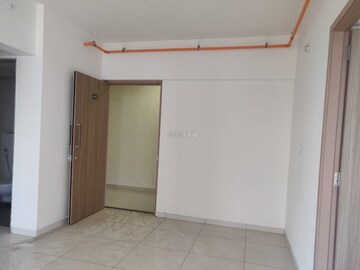 Room in 1 BHK Apartment at Dadar West – for Rent