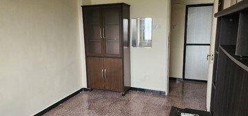 Room in 2 BHK Apartment at Group Seven Rushi Heights, Goregaon East – for Rent