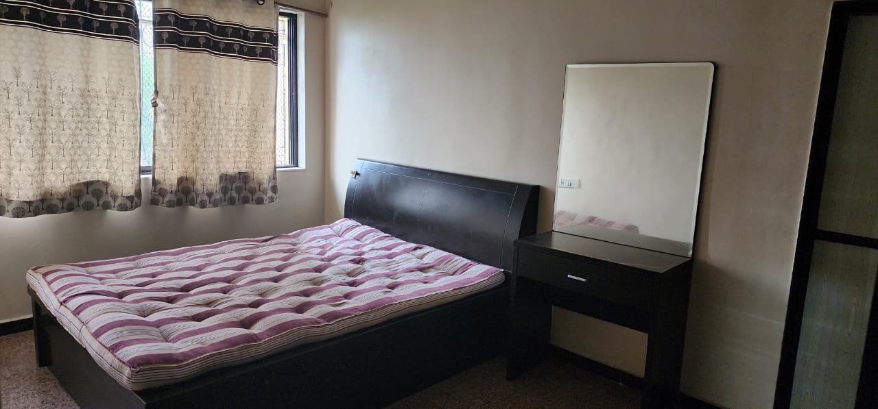 2 BHK Apartment For Rent in Group Seven Rushi Heights