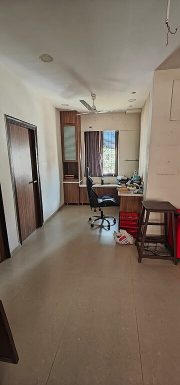 Living Room in 3 BHK Builder Floor at Matunga West – for Rent