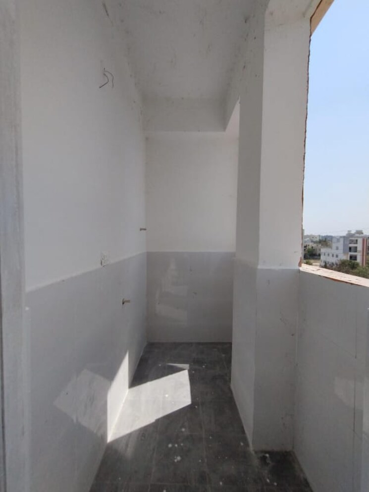 Bathroom, svnr-the-breeze 3 Bedroom 1737 Sq.Ft. Apartment In Manchirevula Hyderabad 8964492