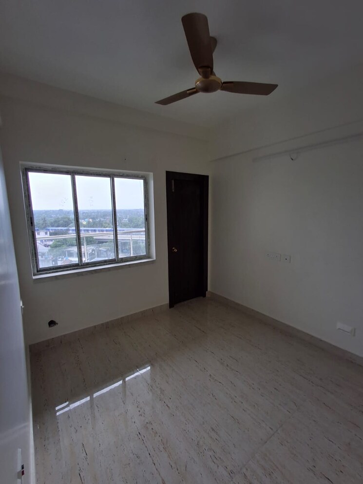 Room, tpj-lux-insignia 2 Bedroom 931 Sq.Ft. Apartment In Thakurpukur Kolkata 8964487