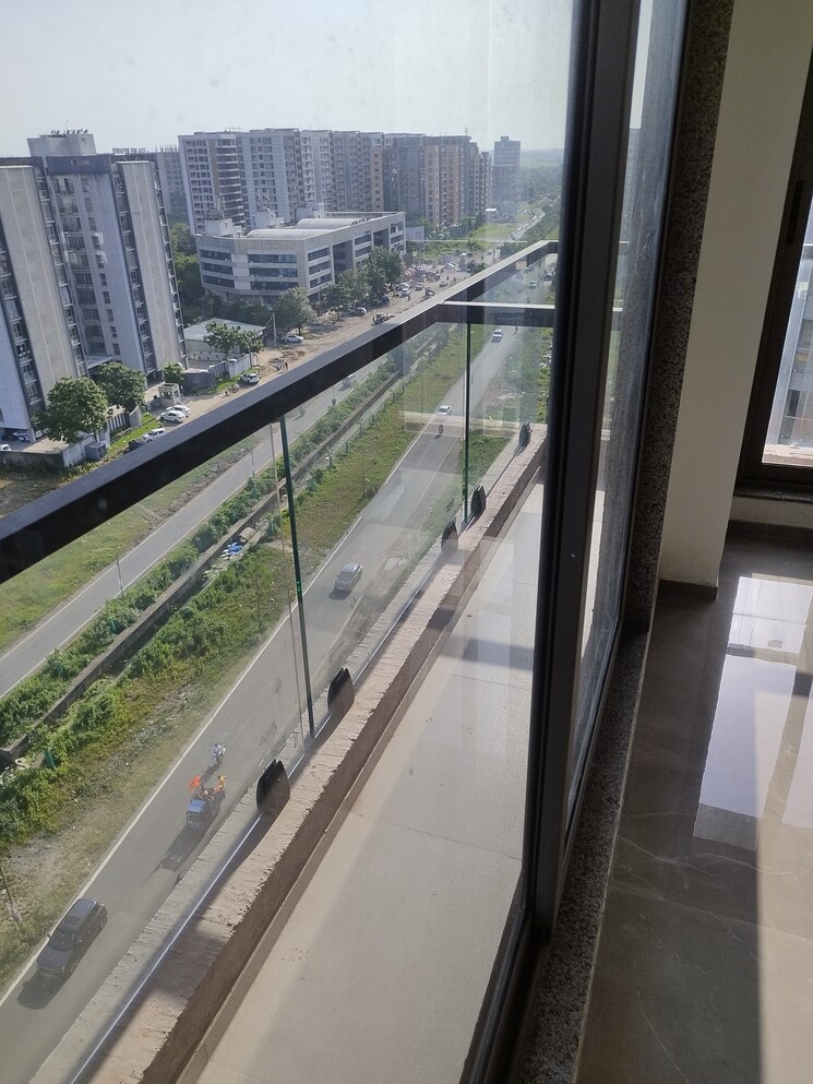Balcony, vesu 3 Bedroom 2450 Sq.Ft. Apartment In Vesu Surat 8964534