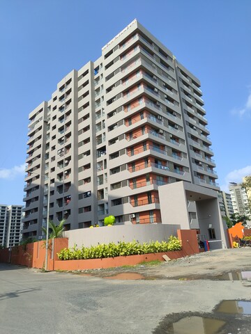 3 BHK Apartment For Rent in Vesu