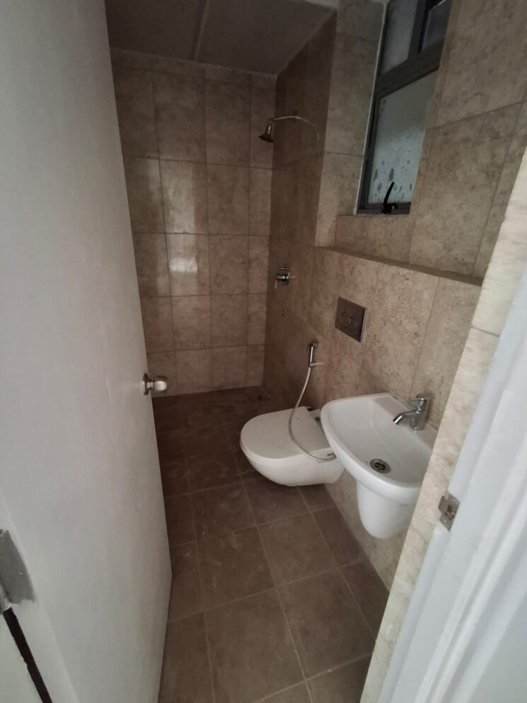 Bathroom, godrej-seven 2 Bedroom 920 Sq.Ft. Apartment In Joka Kolkata 8964529