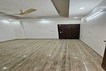 Bedroom in 2 BHK Builder Floor at Niti Khand I – for Rent