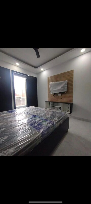 Bedroom in 3 BHK Apartment at Shapoorji Pallonji Joyville Gurgaon, Sector 102 – for Rent