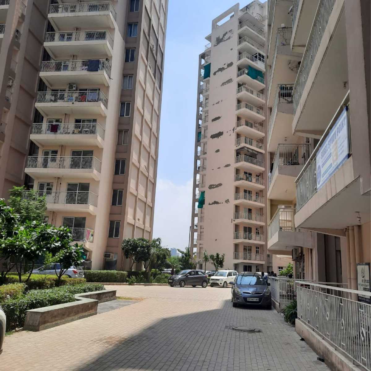1 BHK Apartment For Sale in Shree Vardhman Green Court