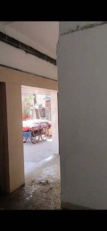 Room in  Shop at HDIL Dheeraj Regency, Borivali East – for Rent
