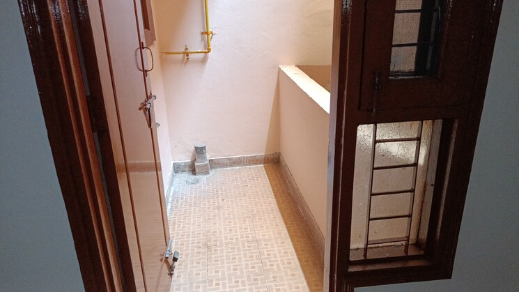 Balcony, vaishali sector 5 3 Bedroom 1380 Sq.Ft. Builder Floor In Vaishali Sector 5 Ghaziabad 8964659