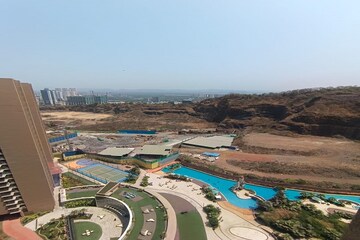 2 BHK Apartment – Exterior View View at Kanakia Silicon Valley, Powai - for Rent