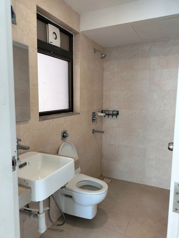 Bathroom, runwal-forests 1.5 Bedroom 500 Sq.Ft. Apartment In Kanjurmarg West Mumbai 8964713