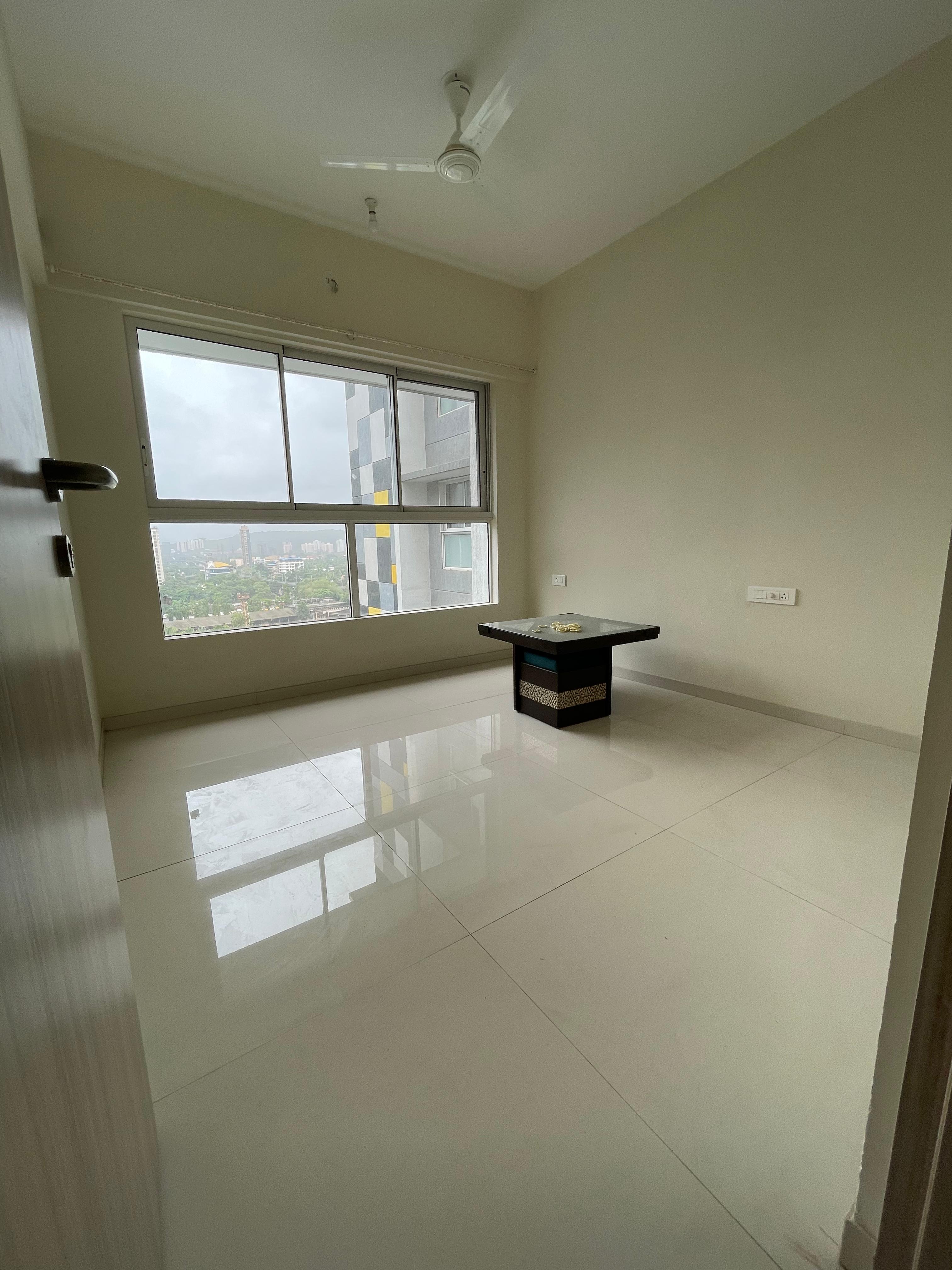 2 BHK 600 Sq.Ft. Apartment in Wadhwa Dukes Horizon