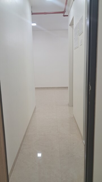 Room in 2 BHK Apartment at Dosti Eastern Bay, Wadala – for Rent