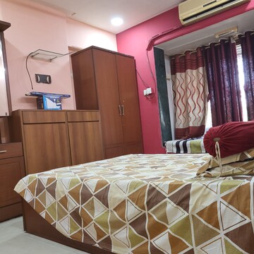 Bedroom in 2 BHK Apartment at Gundecha Valley of Flowers, Kandivali East – for Rent