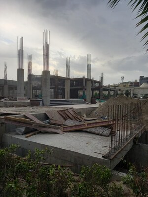  Office Space – Exterior View View at SBTL iThums 73, Sector 73 - for Sale