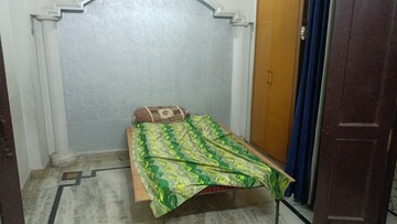 Bedroom in 1 BHK Builder Floor at Vaishali Sector 5 – for Rent
