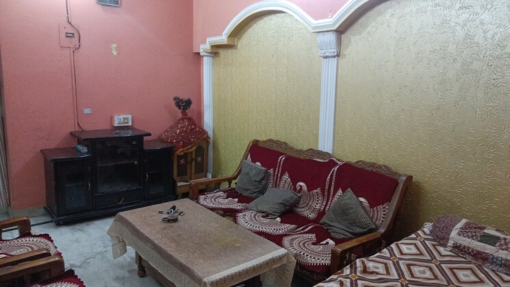 Living Room, vaishali sector 5 1 Bedroom 550 Sq.Ft. Builder Floor In Vaishali Sector 5 Ghaziabad 8964826