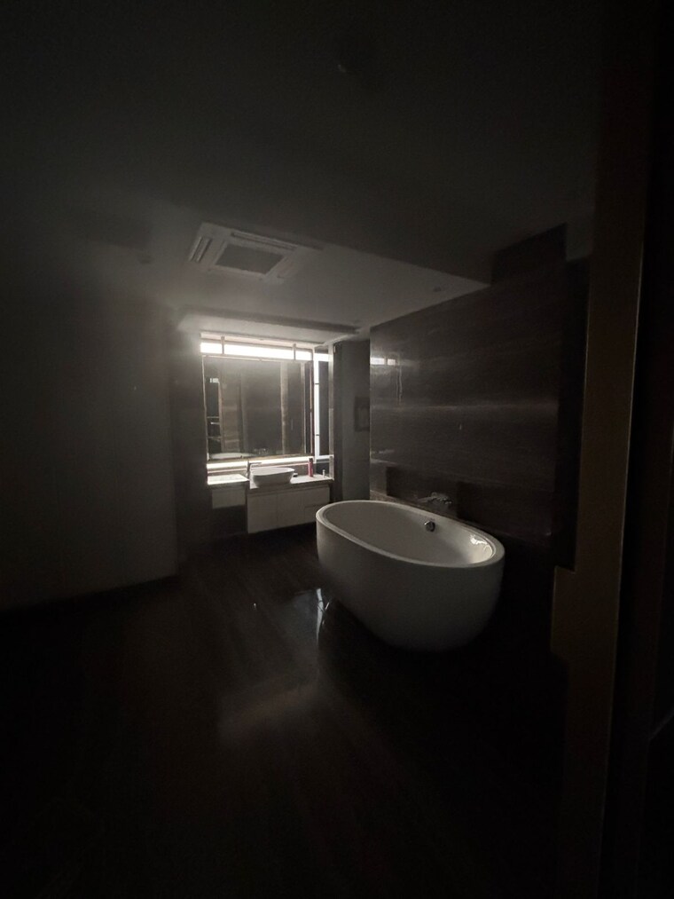 Bathroom, aba-county-107 4 Bedroom 4482 Sq.Ft. Apartment In Sector 107 Noida 8964844