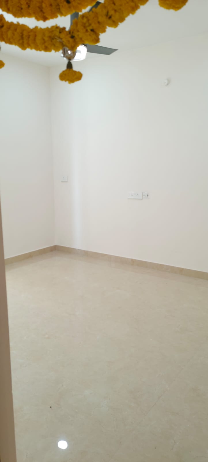 4 BHK + Pooja Room,Servant Room Apartment For Rent in Aurobindo Galaxy